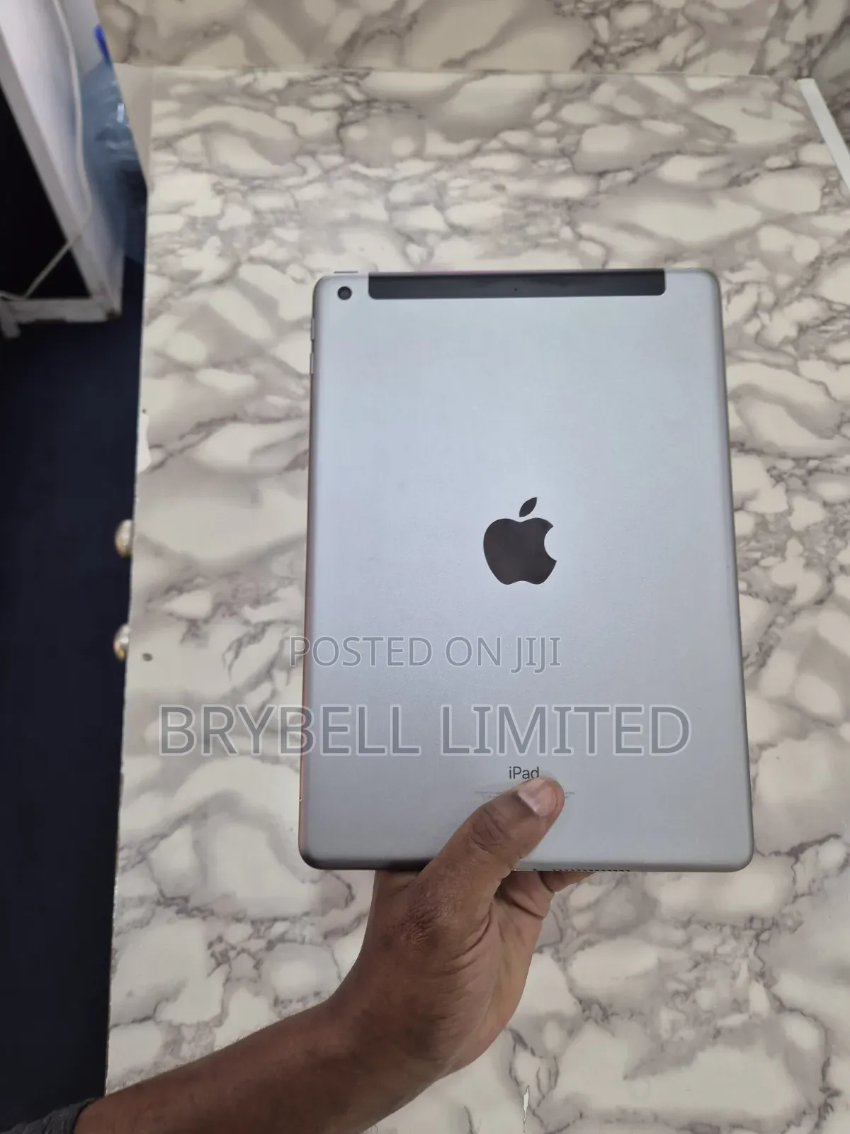 Apple iPad 9.7 32 GB Silver