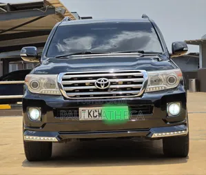 Toyota Land Cruiser 2012 Black