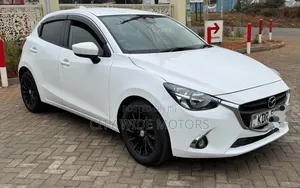 Mazda Demio 2018 White