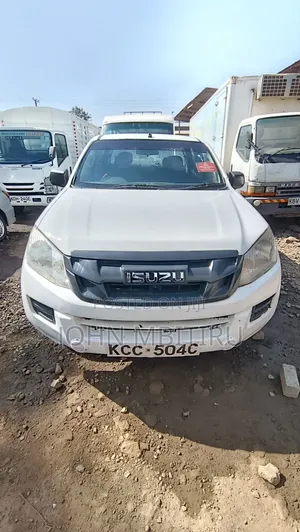 Isuzu D-MAX 2013 White
