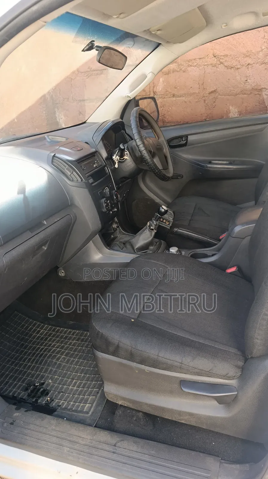 Isuzu D-MAX 2013 White