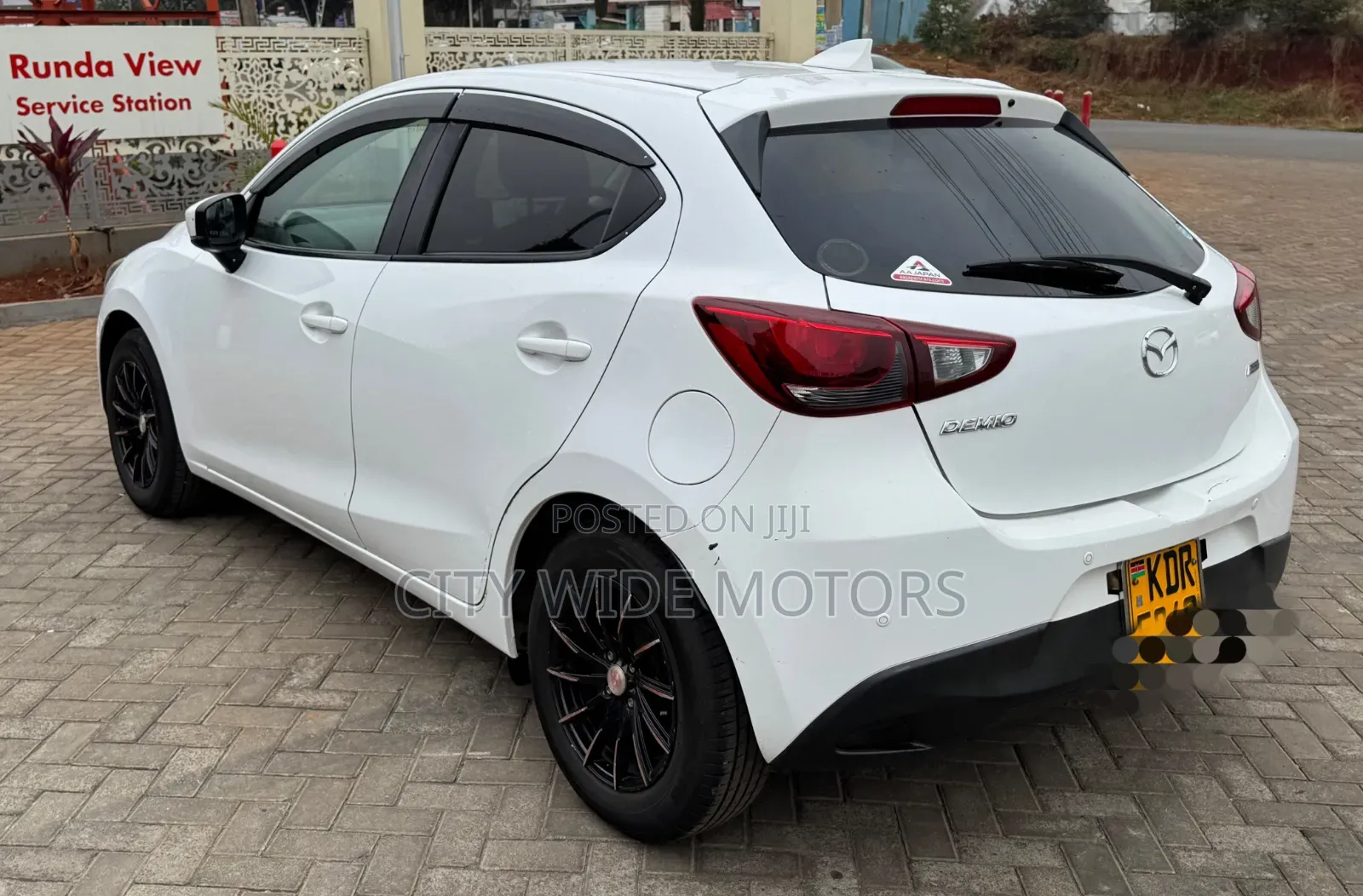 Mazda Demio 2018 White