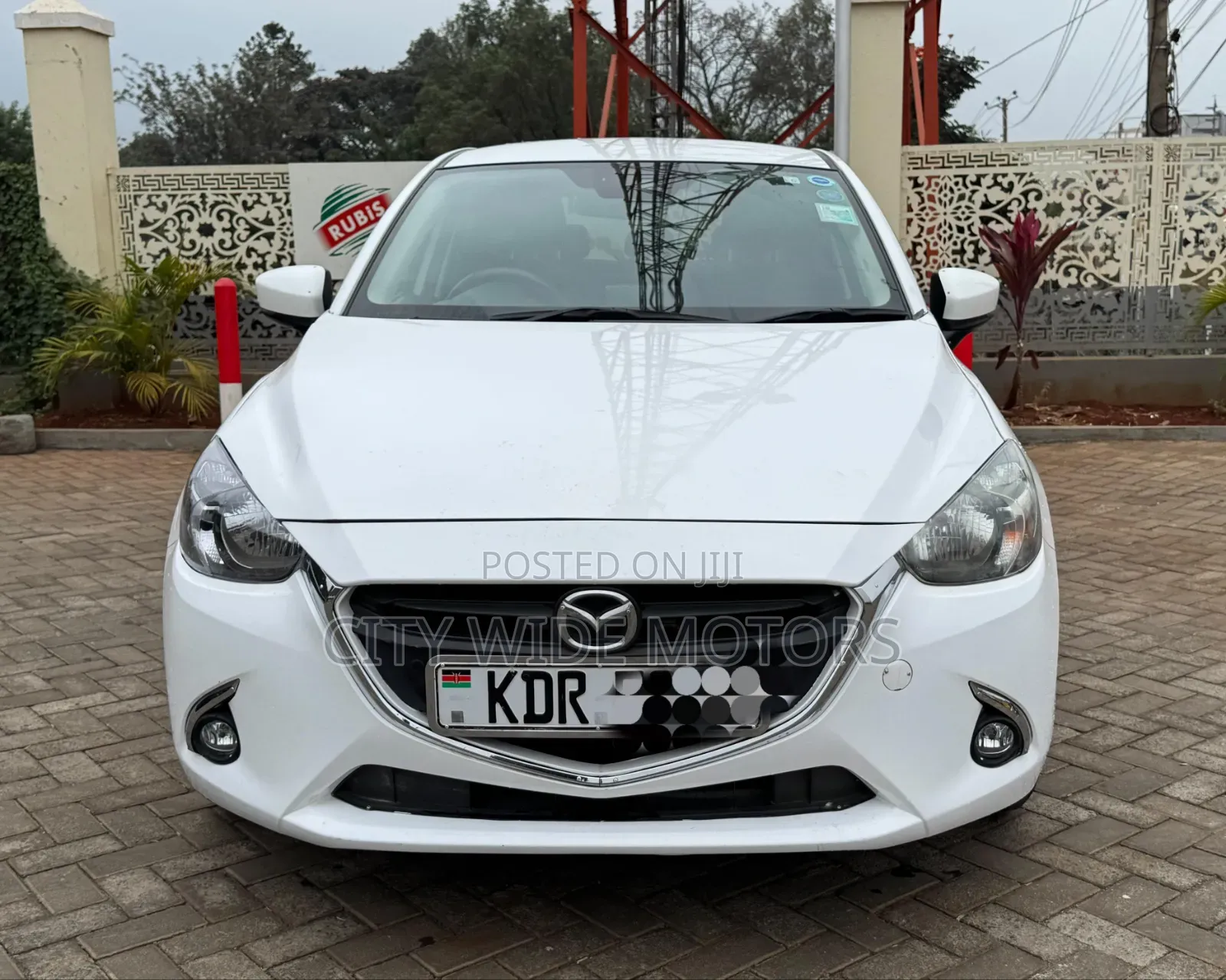 Mazda Demio 2018 White