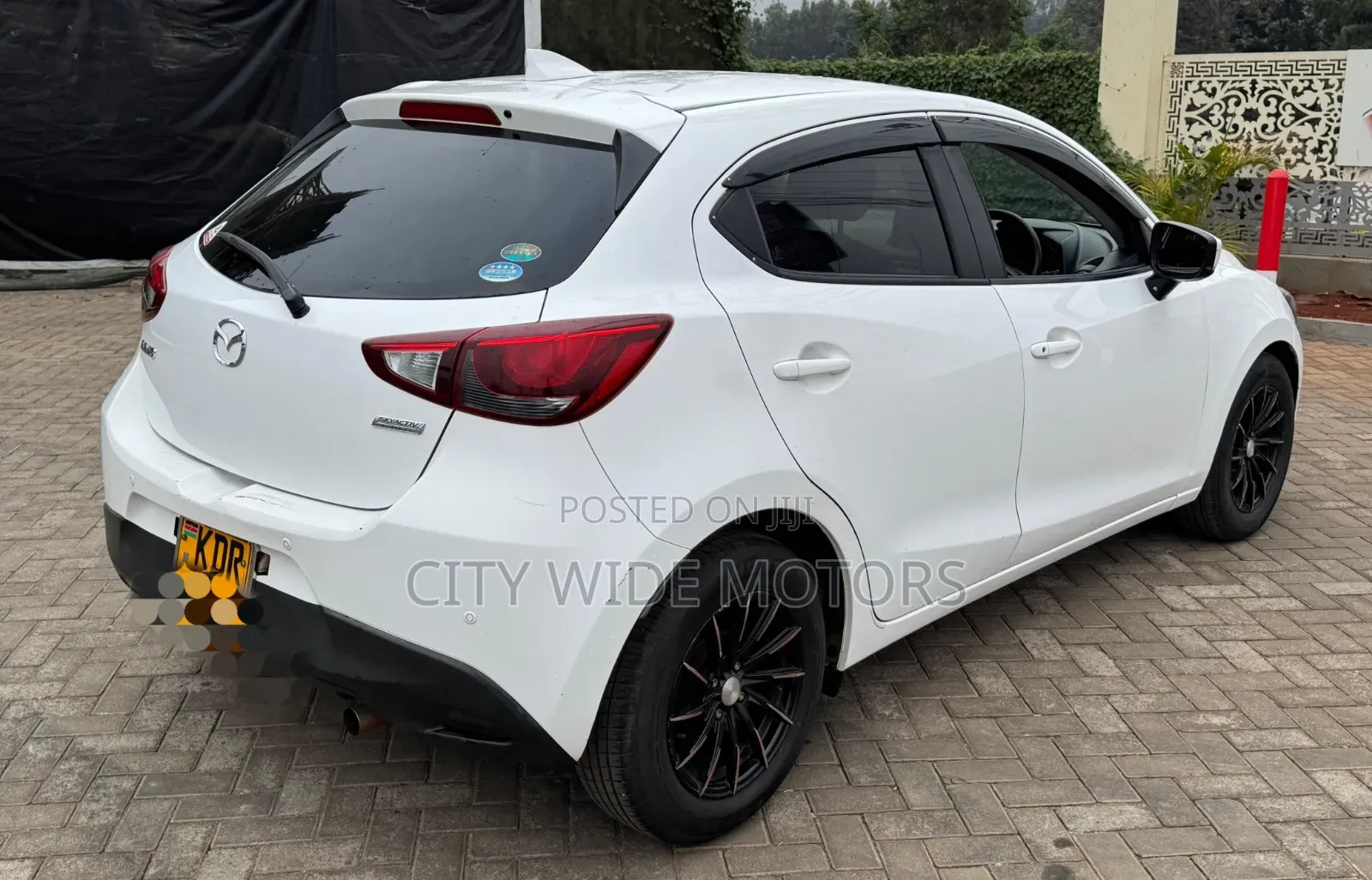 Mazda Demio 2018 White