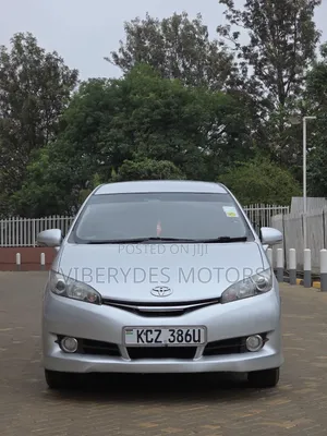 Toyota Wish 2013 Silver