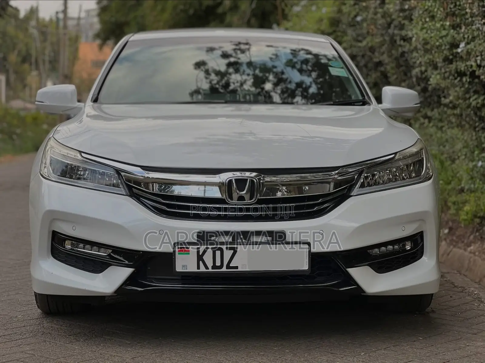 Honda Accord Hybrid 2019 White