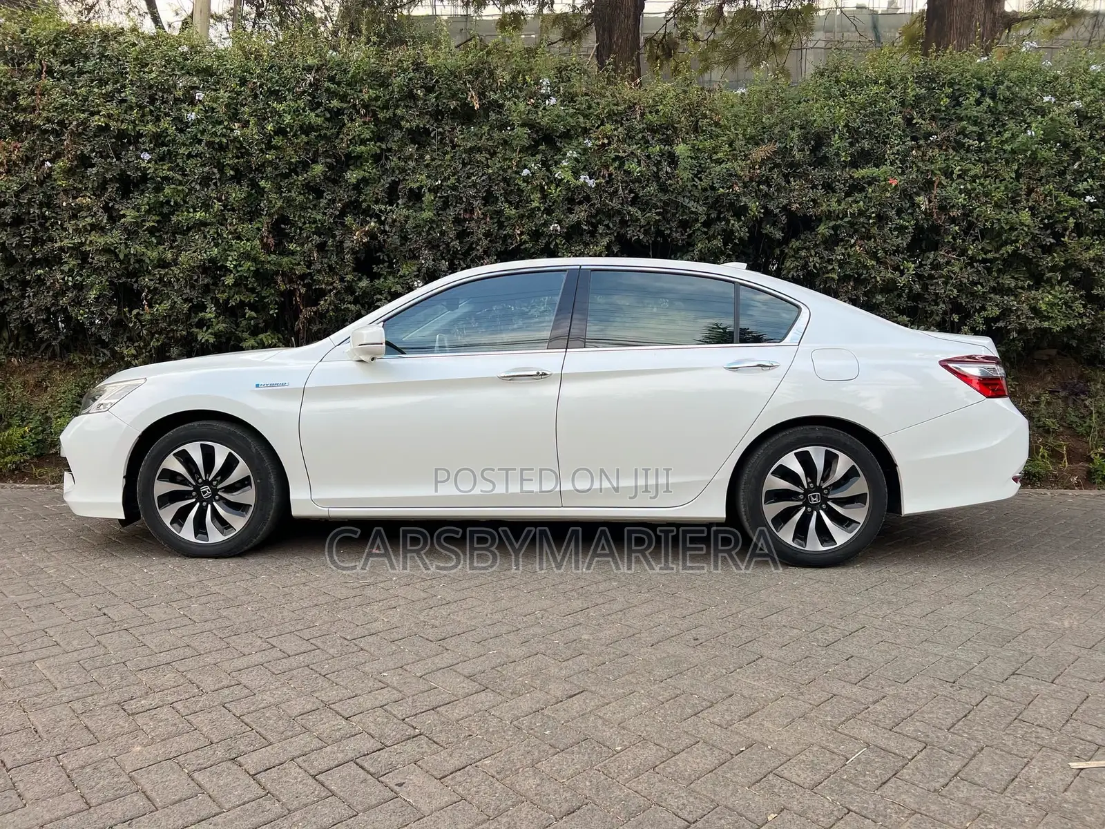 Honda Accord Hybrid 2019 White