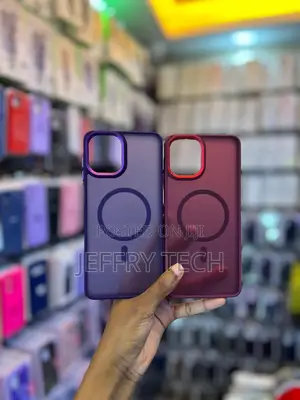 Translucent Matte Phone Cases With MagSafe Magnetic iPhone 14 Pro