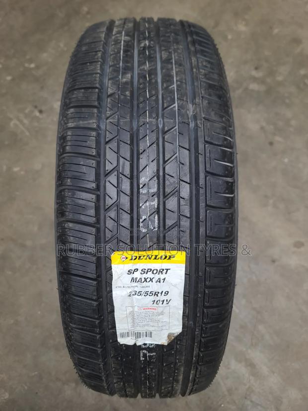 235 /55 R19 Dunlop Tyres 101v Sp Sport Made in Japan