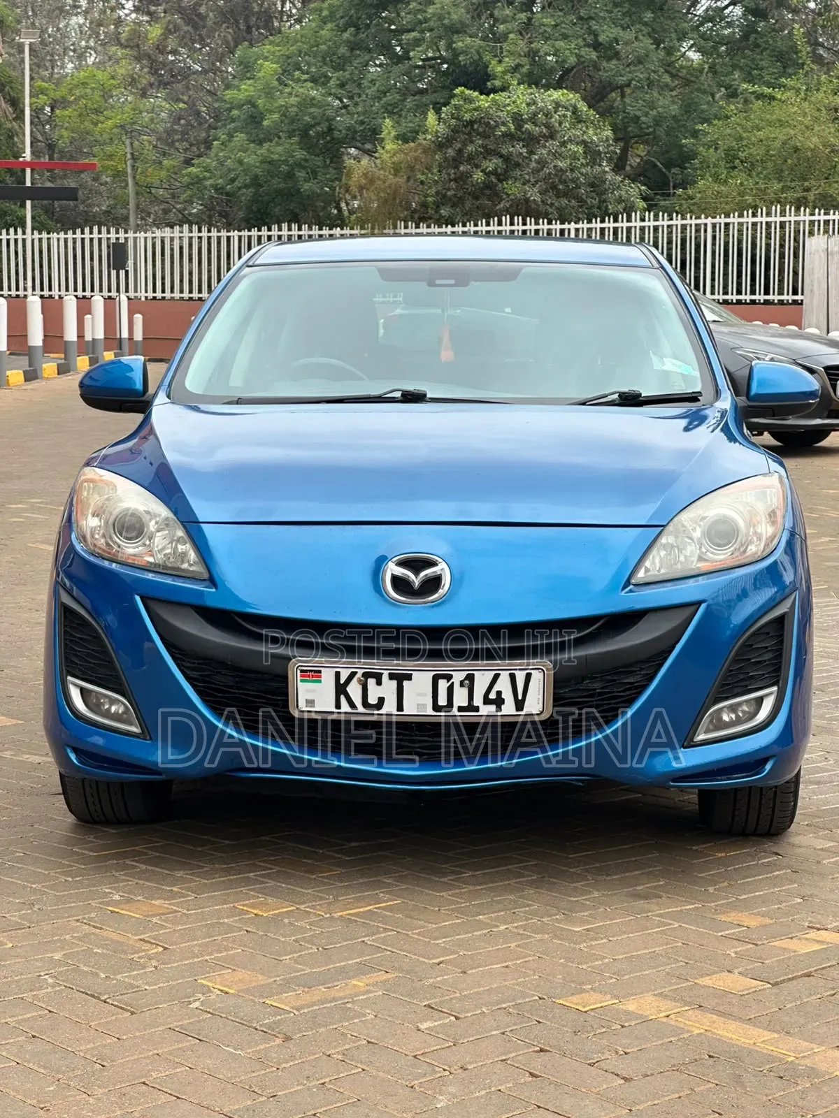 Mazda Axela 2011 Blue