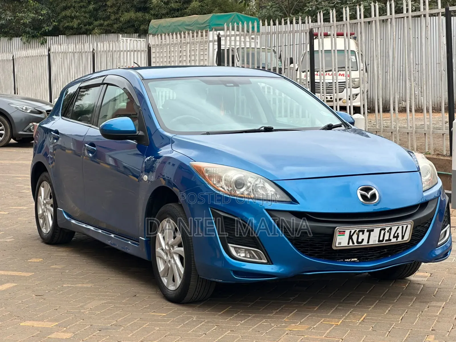 Mazda Axela 2011 Blue