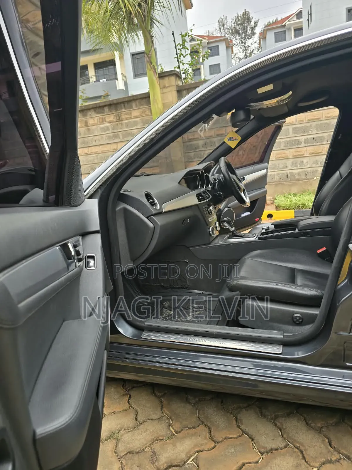 Mercedes-Benz C250 2013 Black