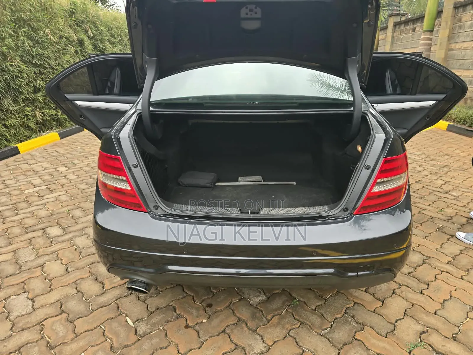 Mercedes-Benz C250 2013 Black
