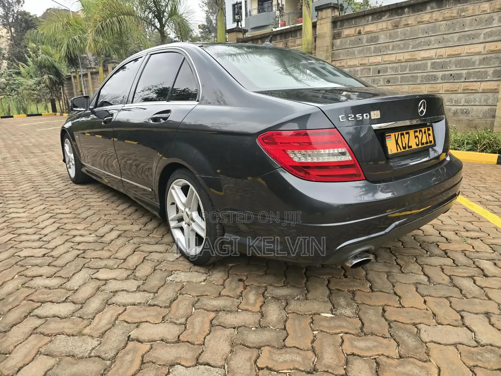 Mercedes-Benz C250 2013 Black