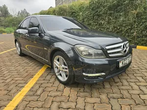 Mercedes-Benz C250 2013 Black