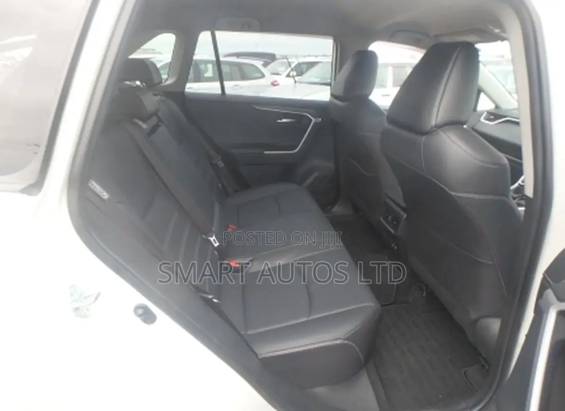 Toyota RAV4 2020 Pearl