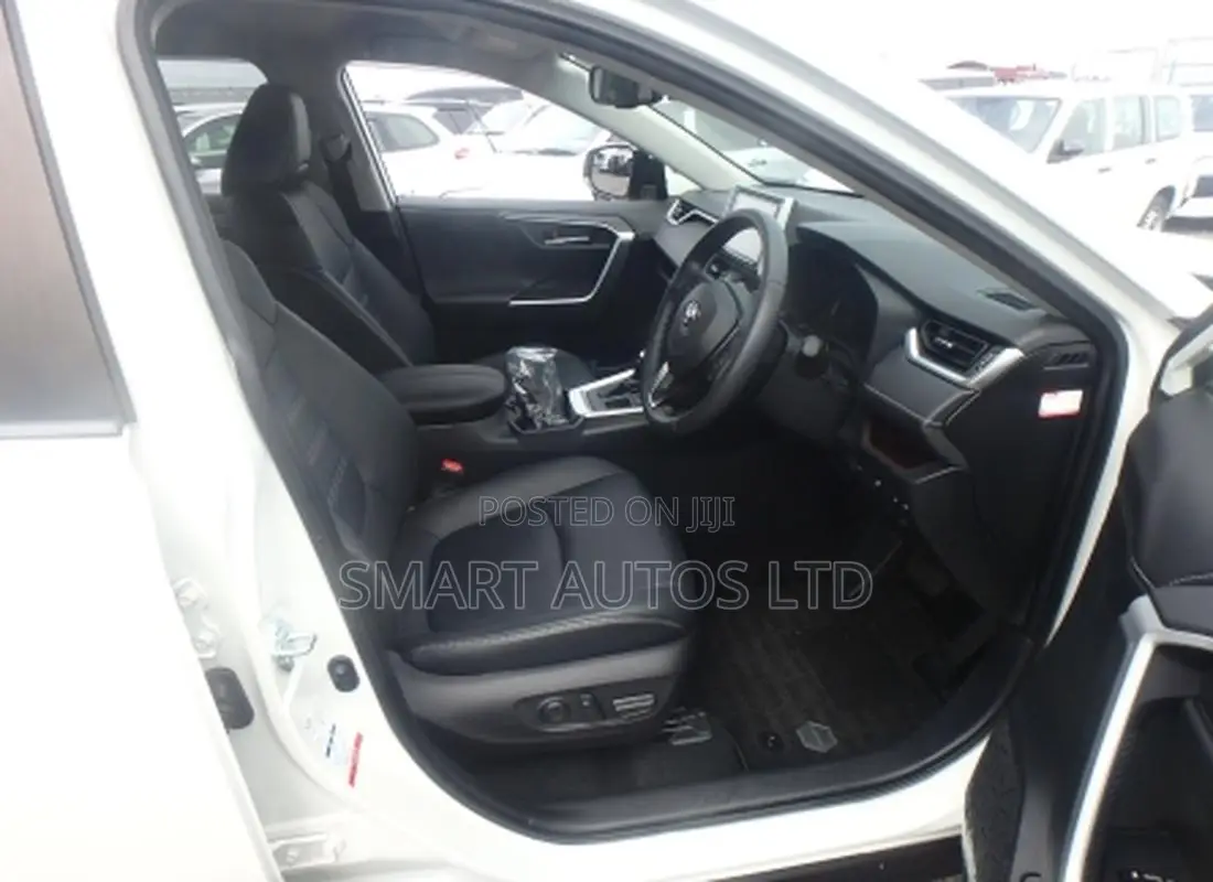 Toyota RAV4 2020 Pearl