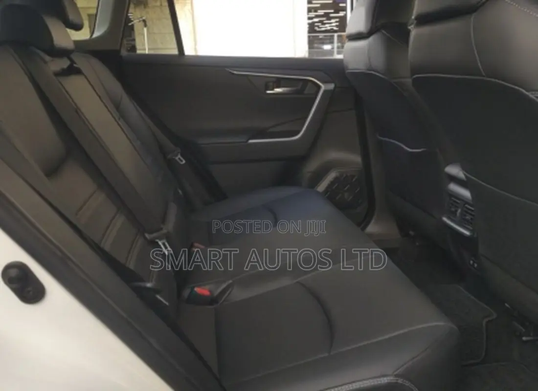 Toyota RAV4 2020 Pearl
