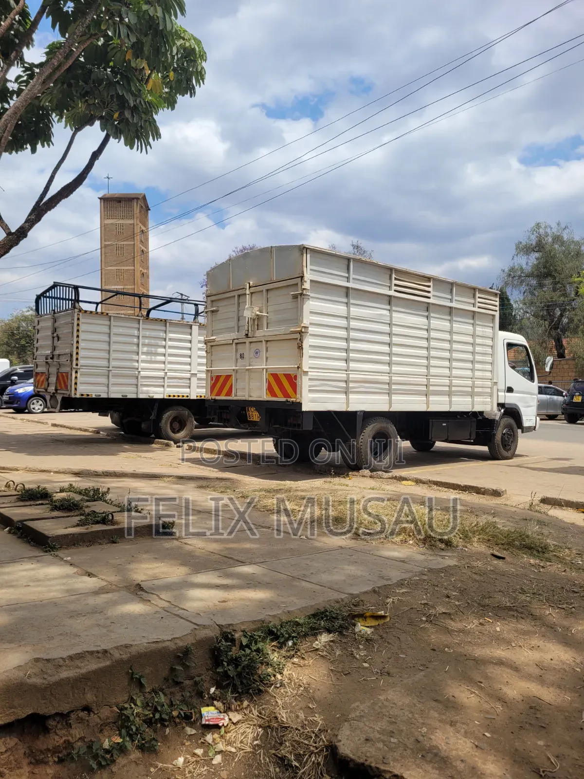 Mitsubishi Fuso Canter 2012 White