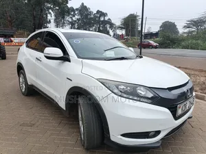 Honda Vezel 2015 White