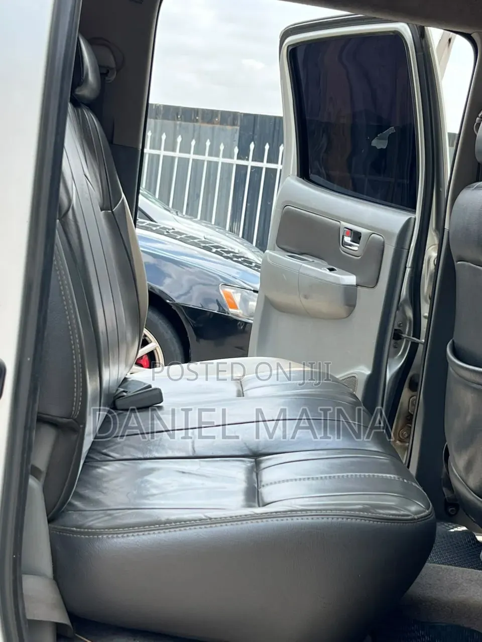 Toyota Hilux 2012 Silver