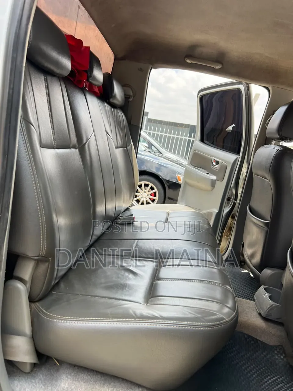 Toyota Hilux 2012 Silver