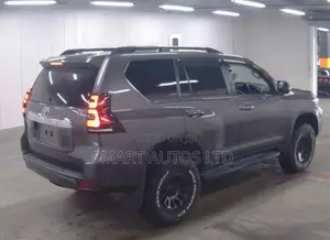 Toyota Land Cruiser Prado 2021 Gray