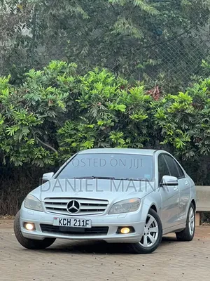 Mercedes-Benz C200 2010 Silver