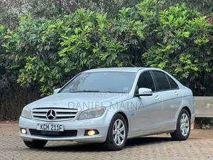 Mercedes-Benz C200 2010 Silver