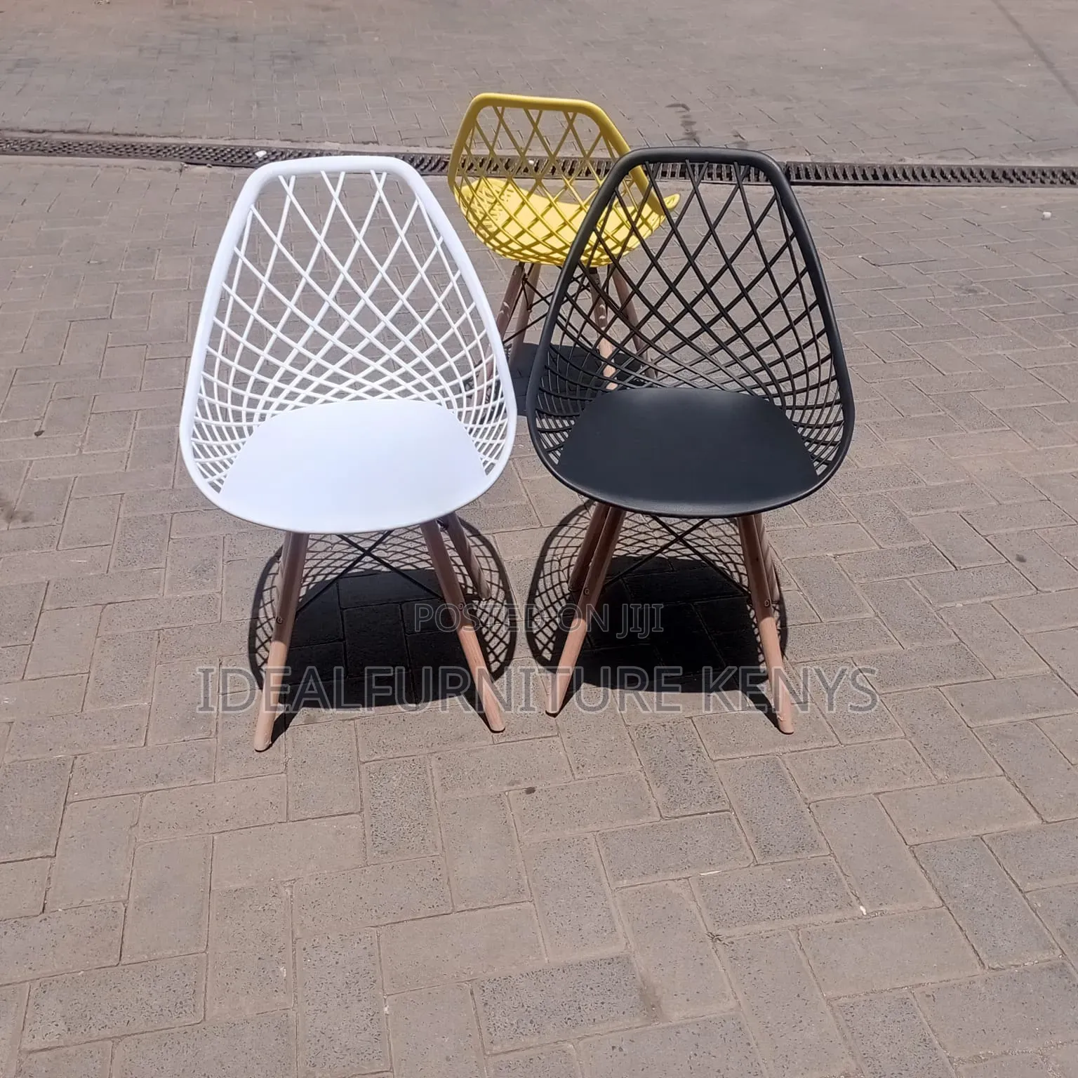Mesh Eames Chair