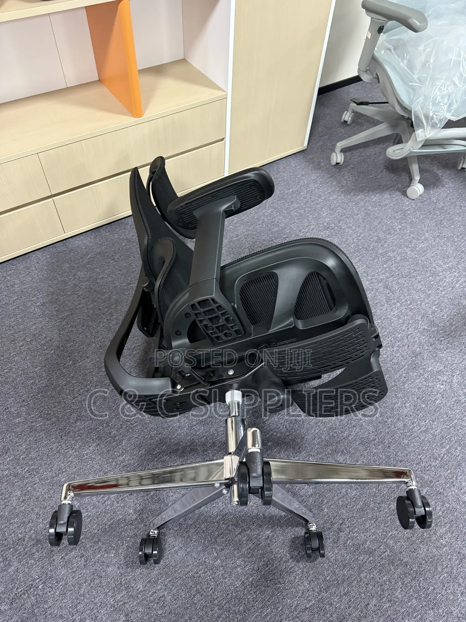 Reclining Full Mesh Study Chair.