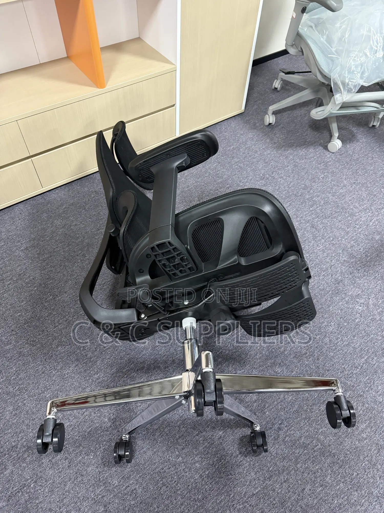 Reclining Full Mesh Study Chair.