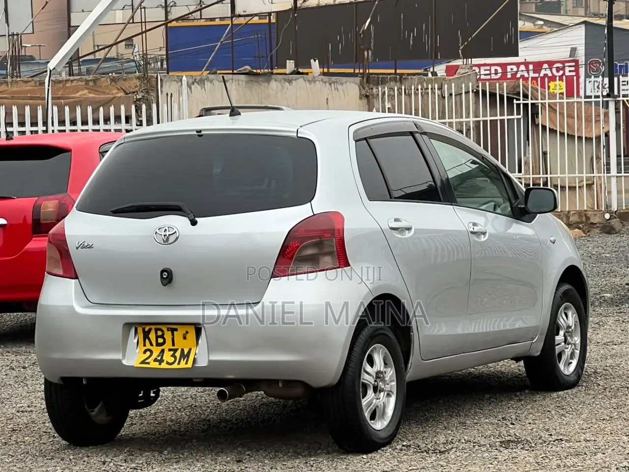 Toyota Vitz 2005 Silver