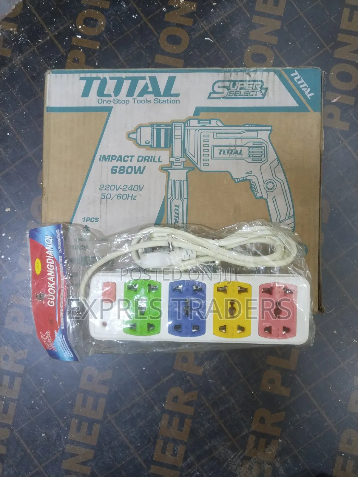 Total Drill 680 W With Free Extension