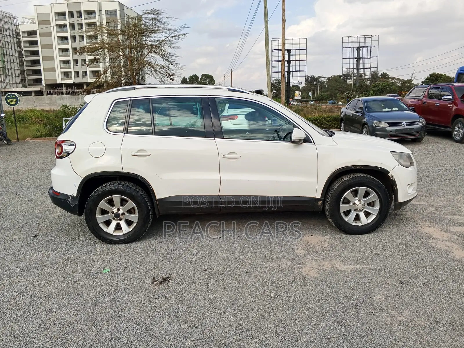 Volkswagen Tiguan S 2011 White