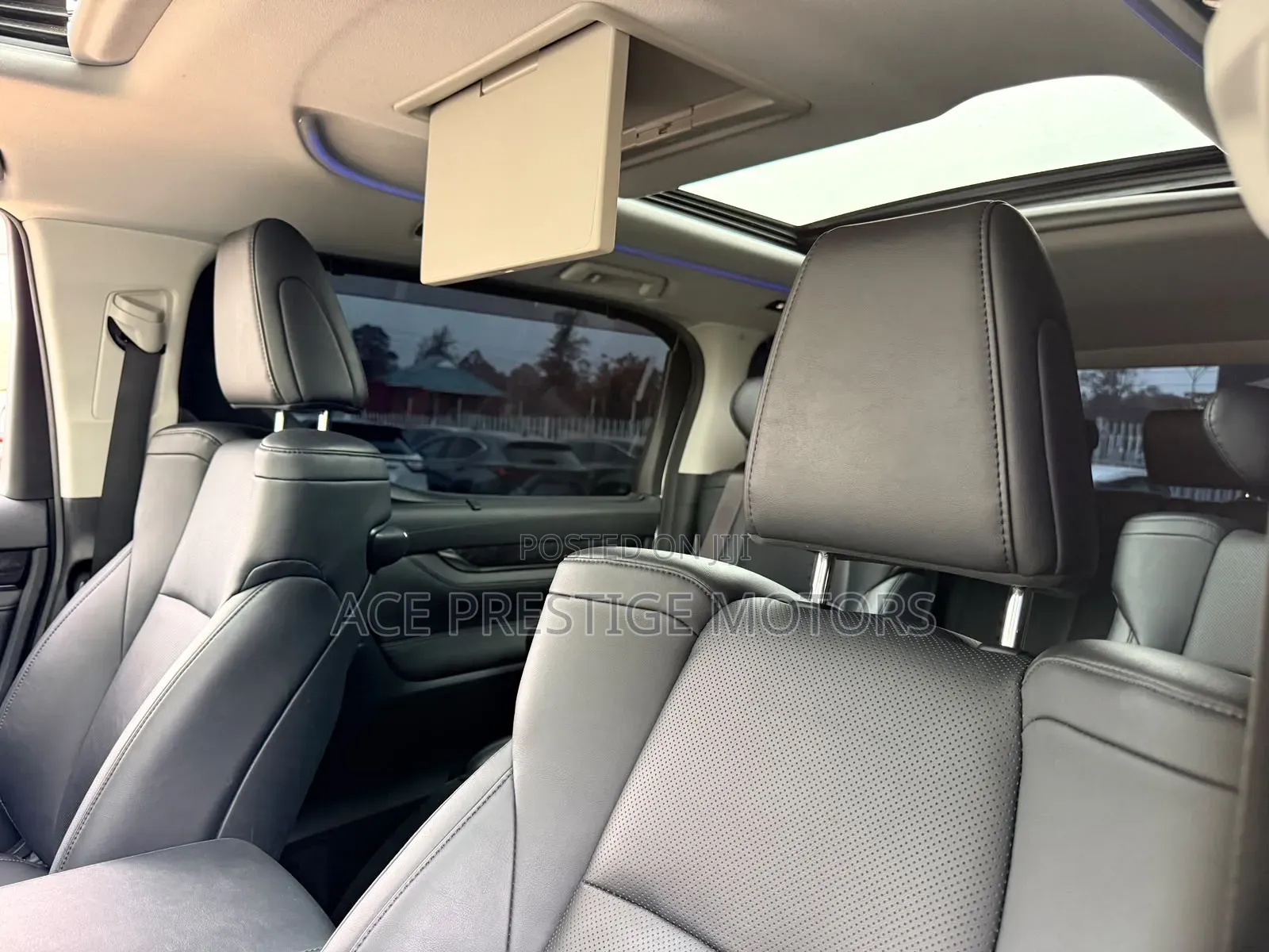 Toyota Vellfire 2019 White