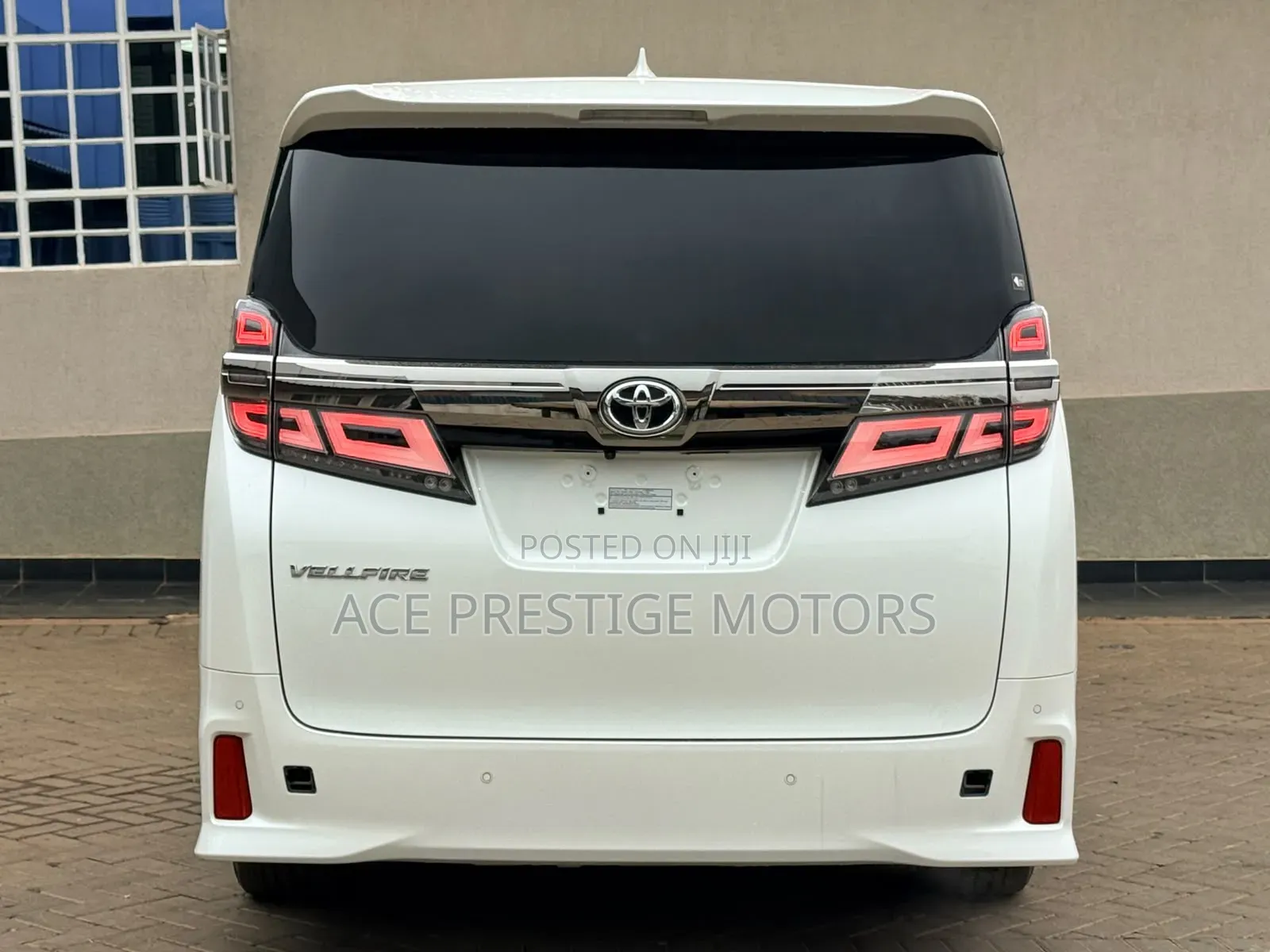 Toyota Vellfire 2019 White