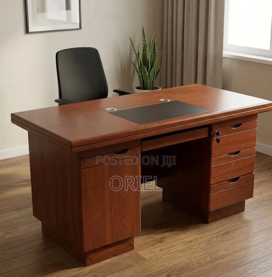 120cm Executive Office Table – Compact Modern Professional Work Desk