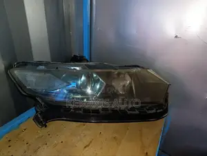 Insight Non-Xenon Headlight