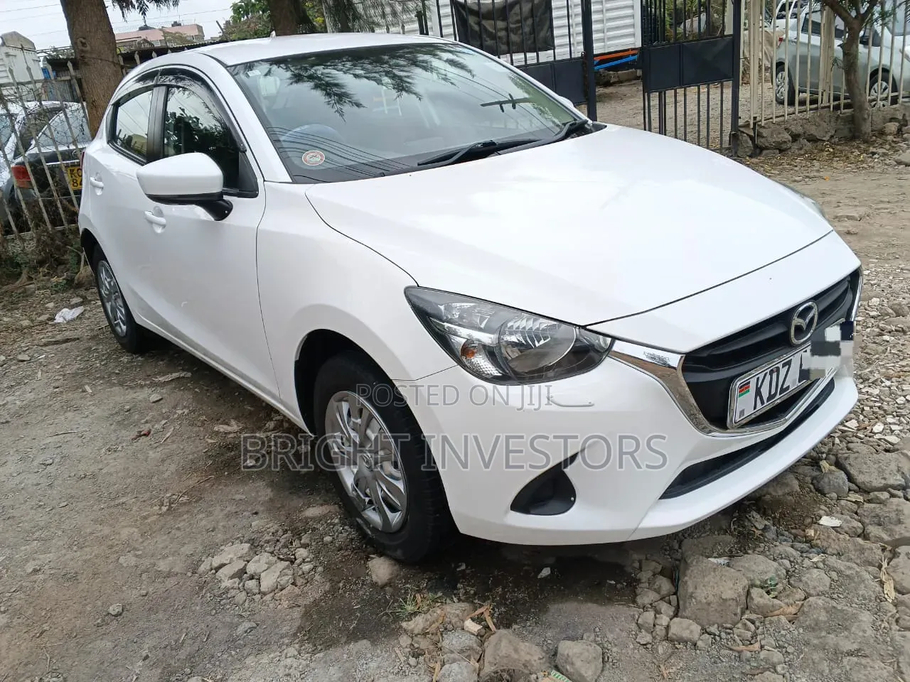 Mazda Demio 2019 White