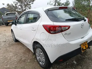 Mazda Demio 2019 White