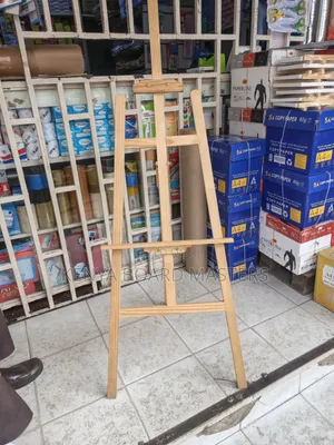 Art Wooden Tripod Stand 
