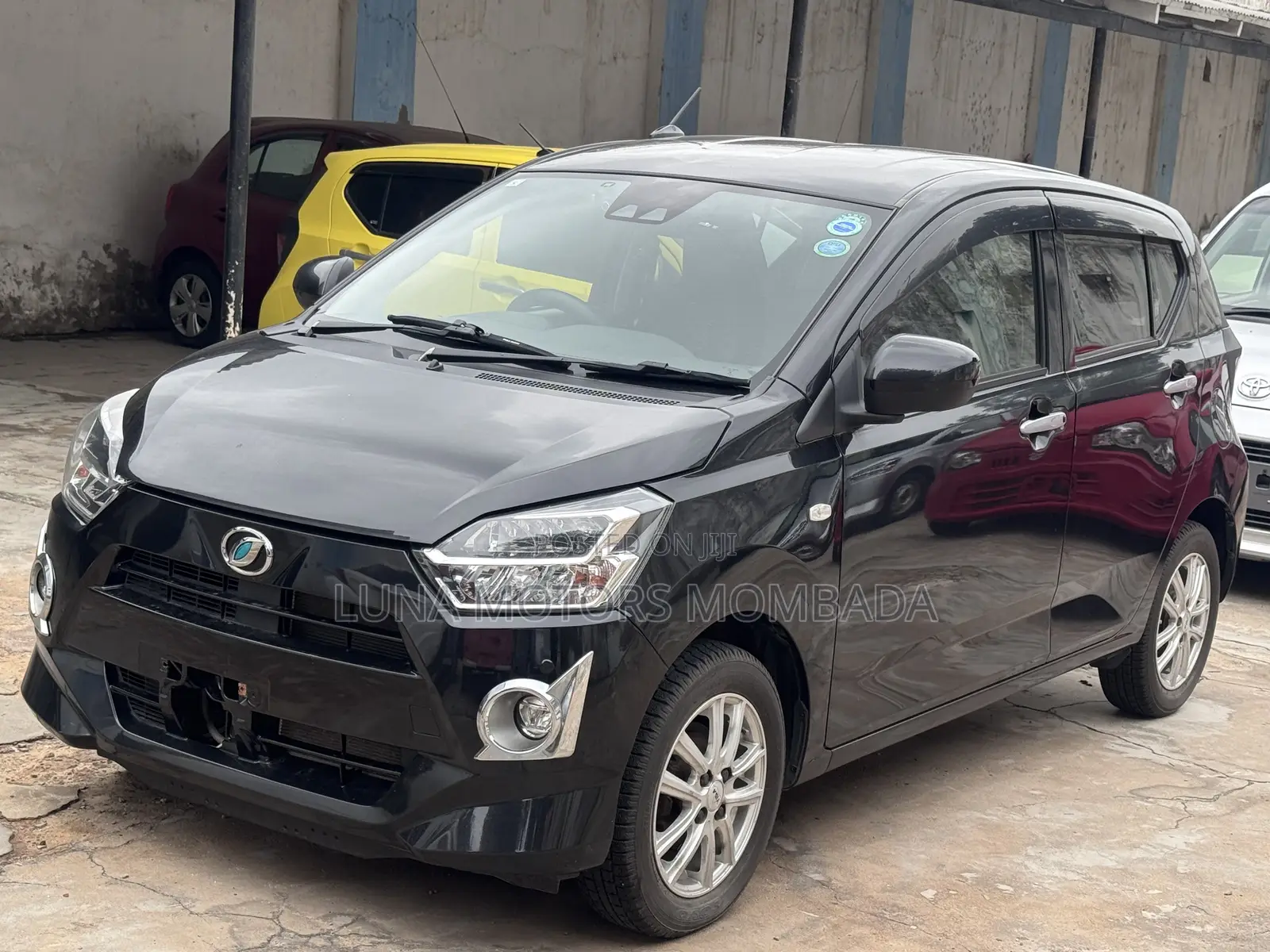 Daihatsu Mira 2019 Black
