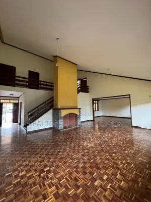 5bdrm Townhouse / Terrace in Lavington, Valley Arcade for rent