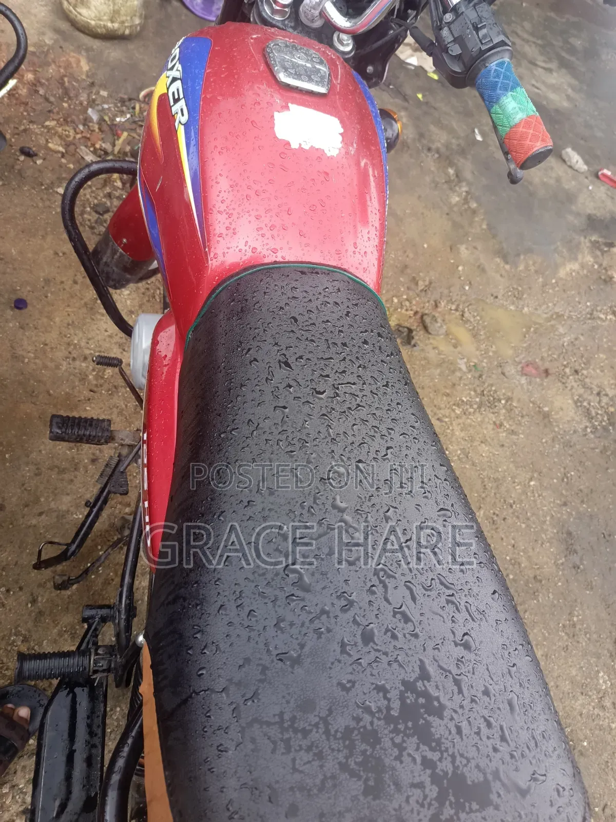 Bajaj Boxer 125 2022 Red
