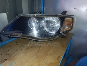 Outlander 2008 Xenon Headlight