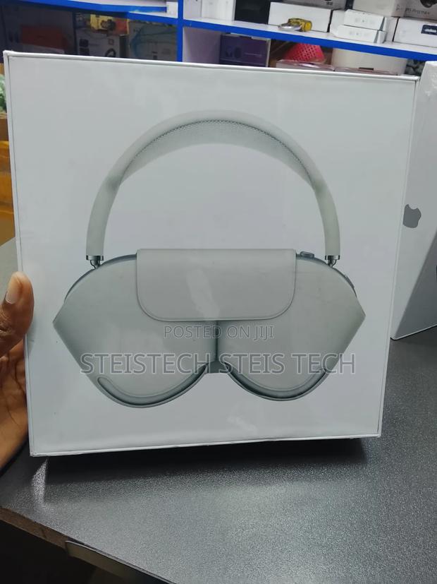 Apple Airpods Max Headphones - main view