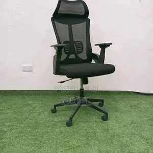 Swivel Office Seat – Comfortable Adjustable Ergonomic Work Chair