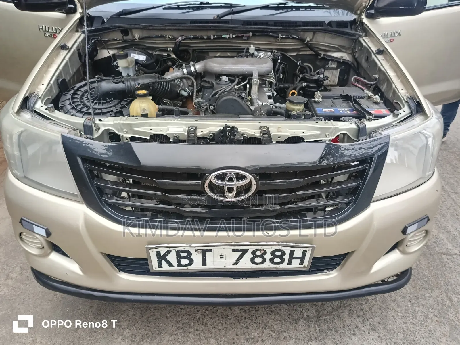 Toyota Hilux 2.5 D-4D SRX 2012 Gold