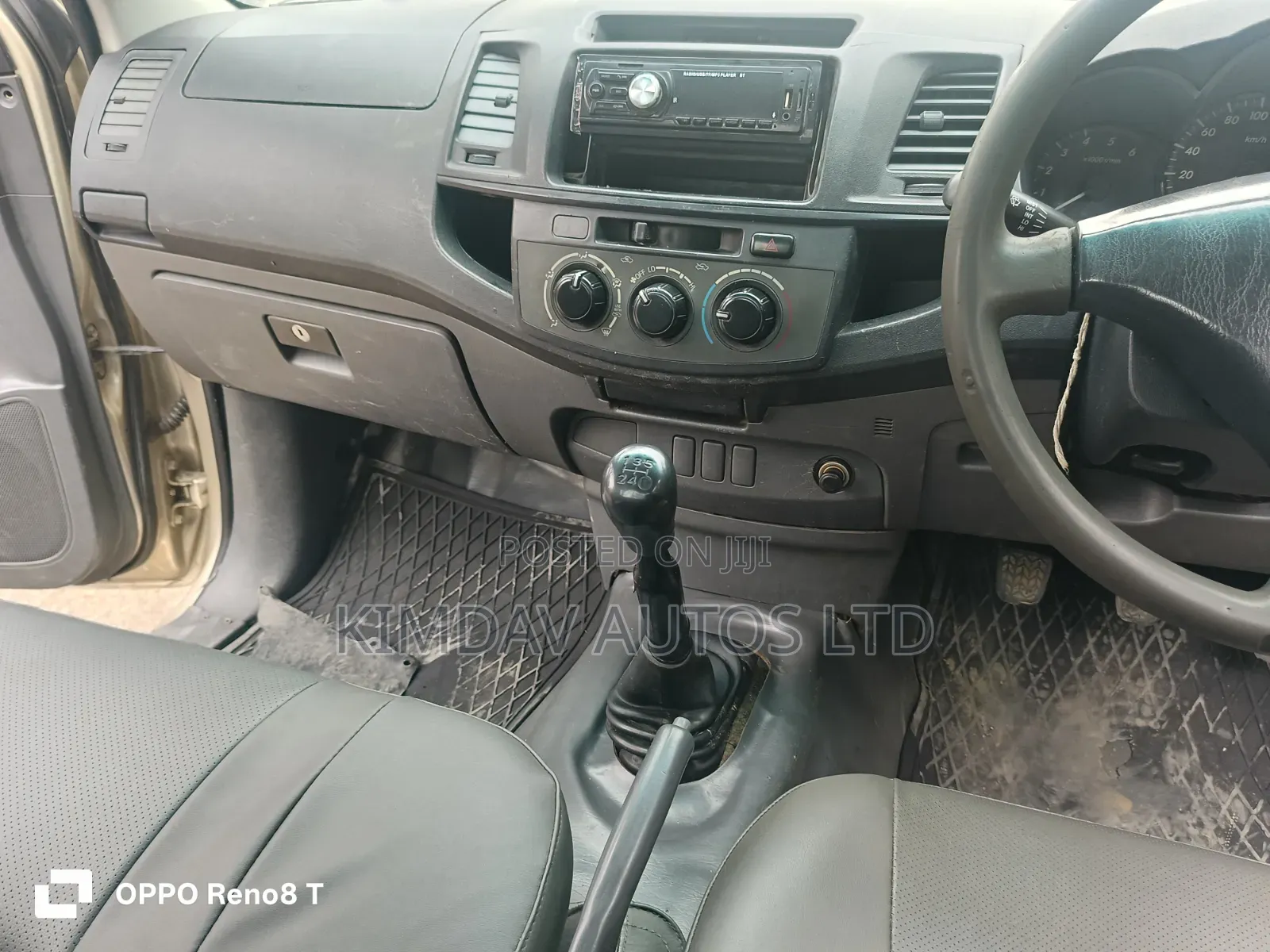 Toyota Hilux 2.5 D-4D SRX 2012 Gold